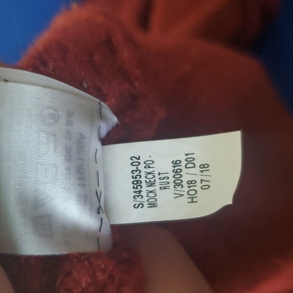 4/$20 Mock neck pull over rust colored sweater - Picture 9 of 9